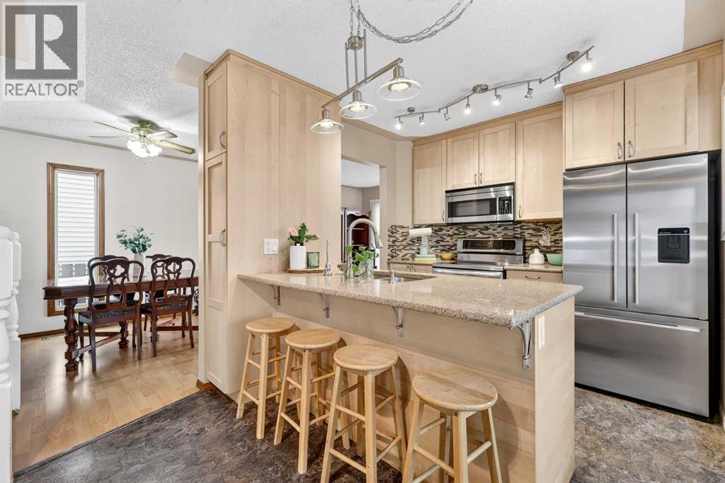 886 Erin Woods Drive SE