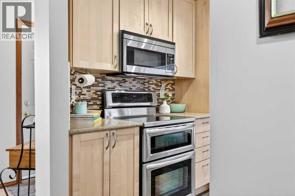 886 Erin Woods Drive SE