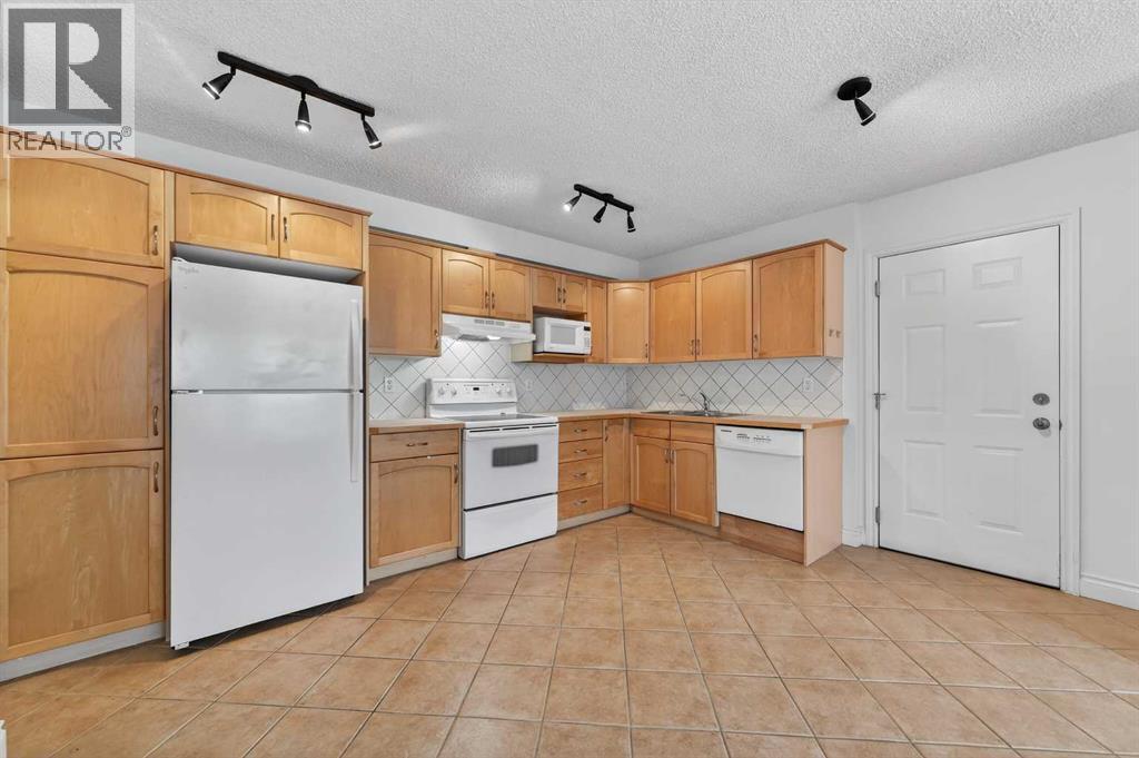 10, 1815 26 Avenue SW