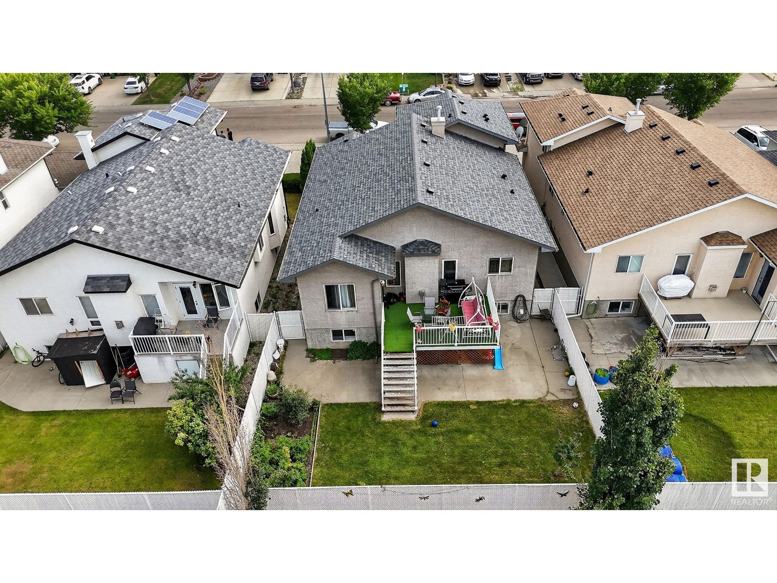 6040 165 AV NW