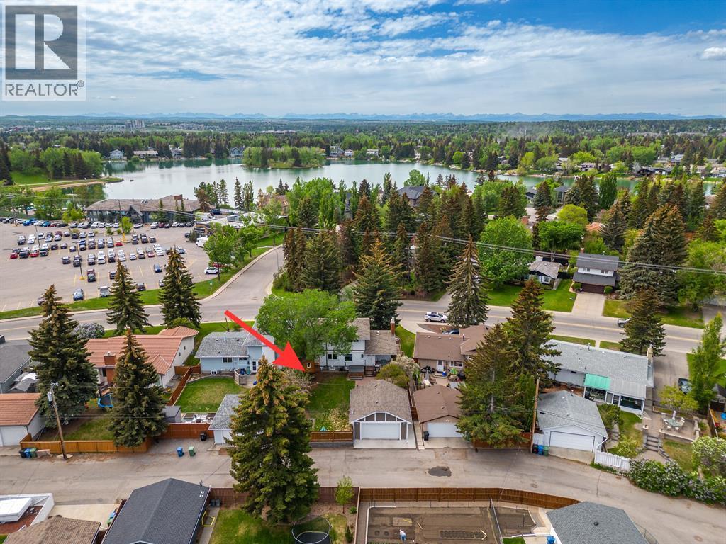 736 Lake Bonavista Drive SE