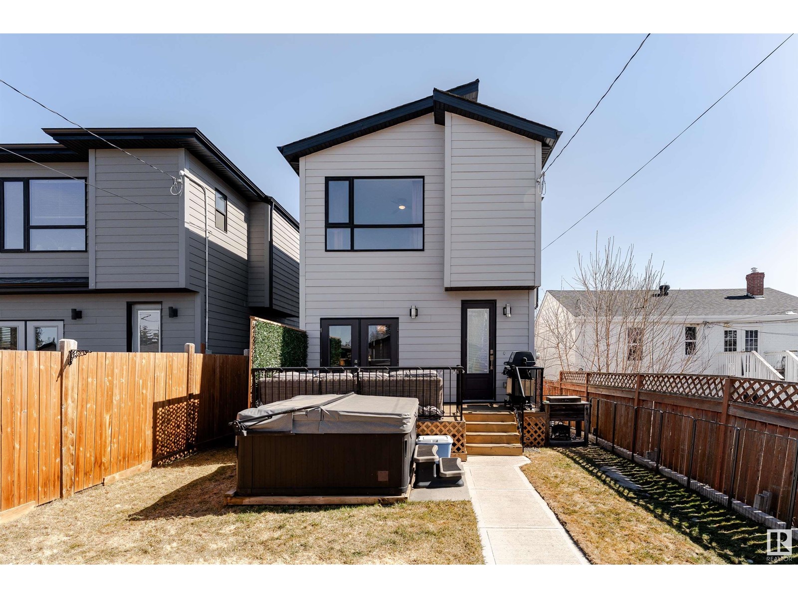 9838 159 ST NW