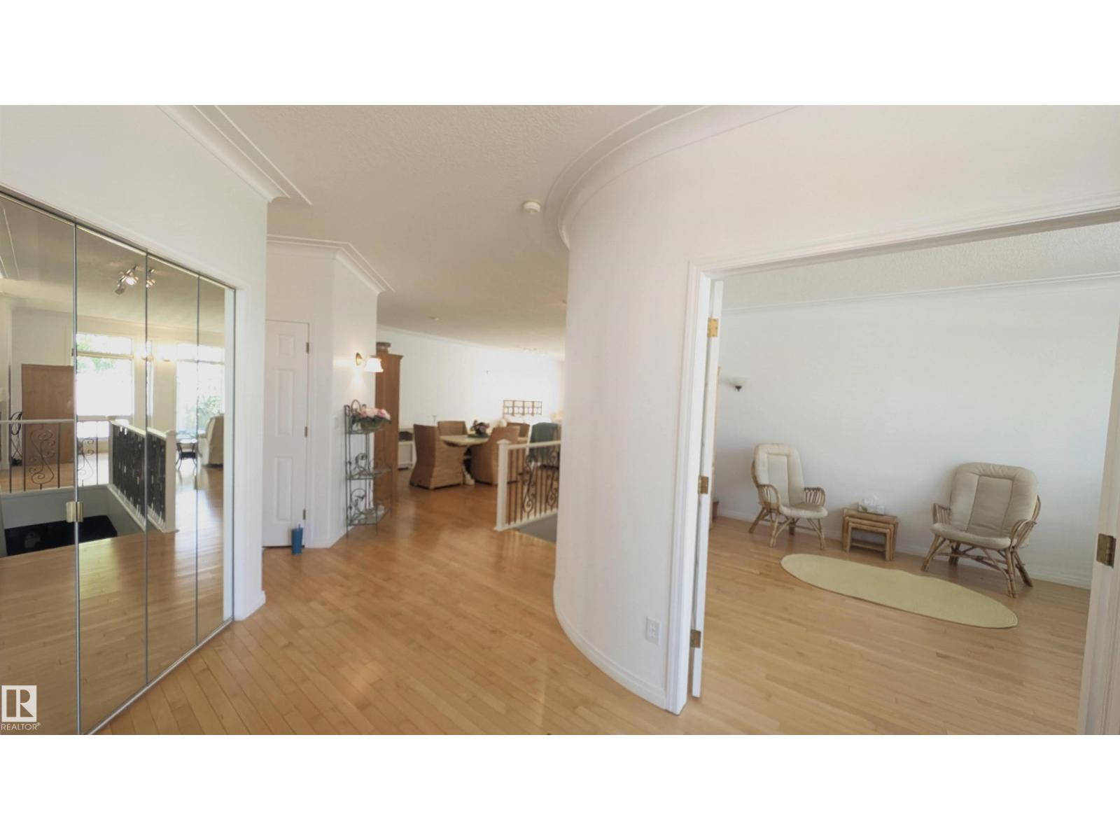 8 BUTTERWORTH PT NW