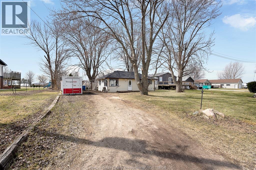 12 PATRICIA AVENUE