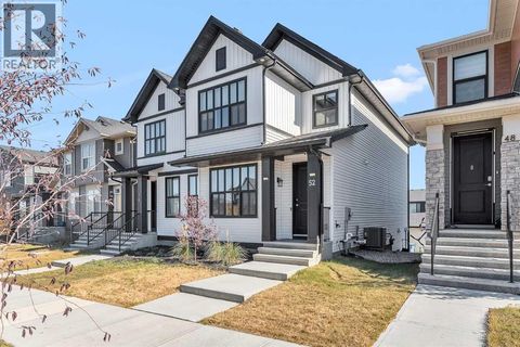 52 Edith Gate NW Calgary AB T3A1Z2