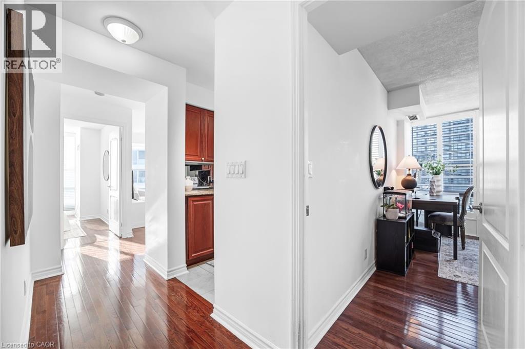 1 ELM Drive W Unit# 1005