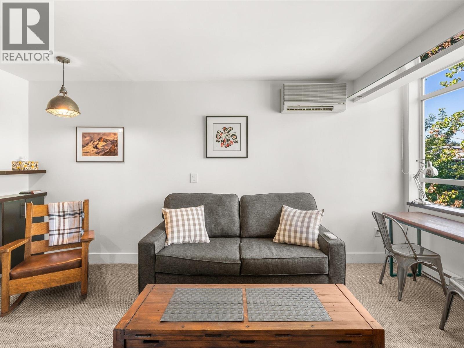 444 4314 MAIN STREET