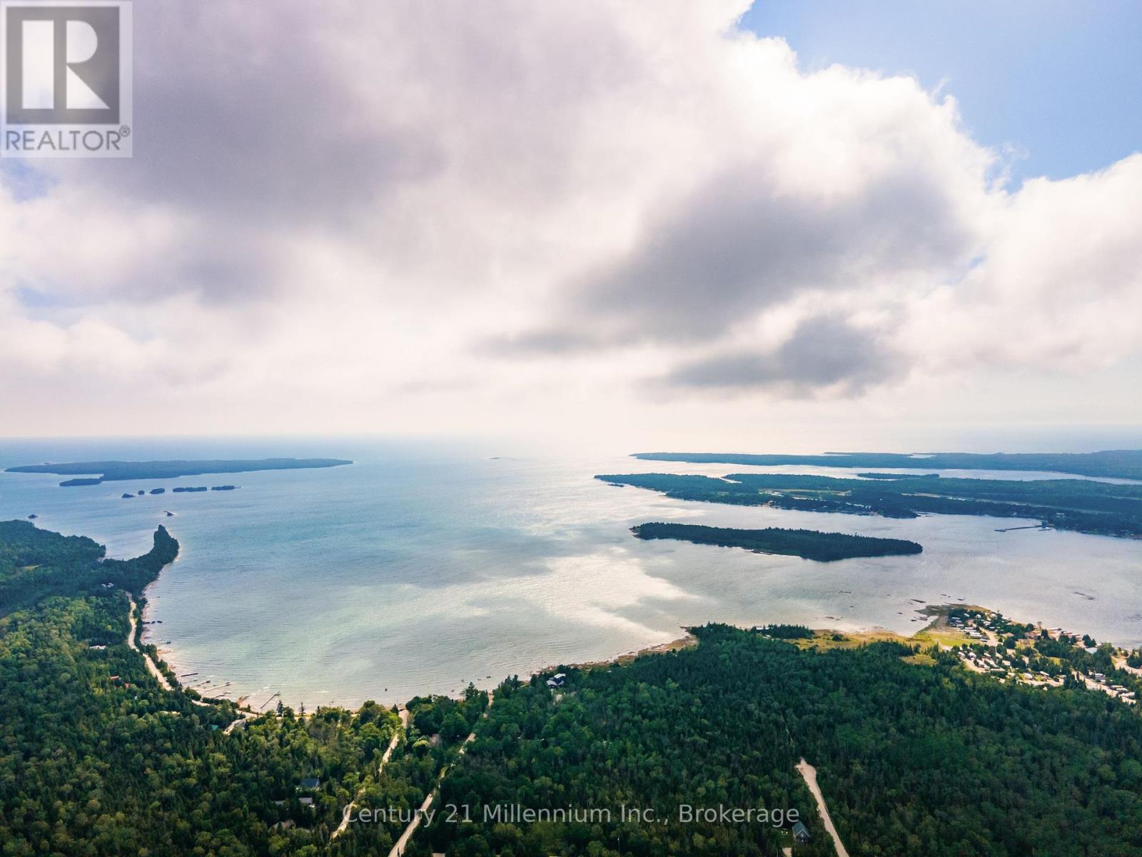 PT 52 HENWOOD STREET