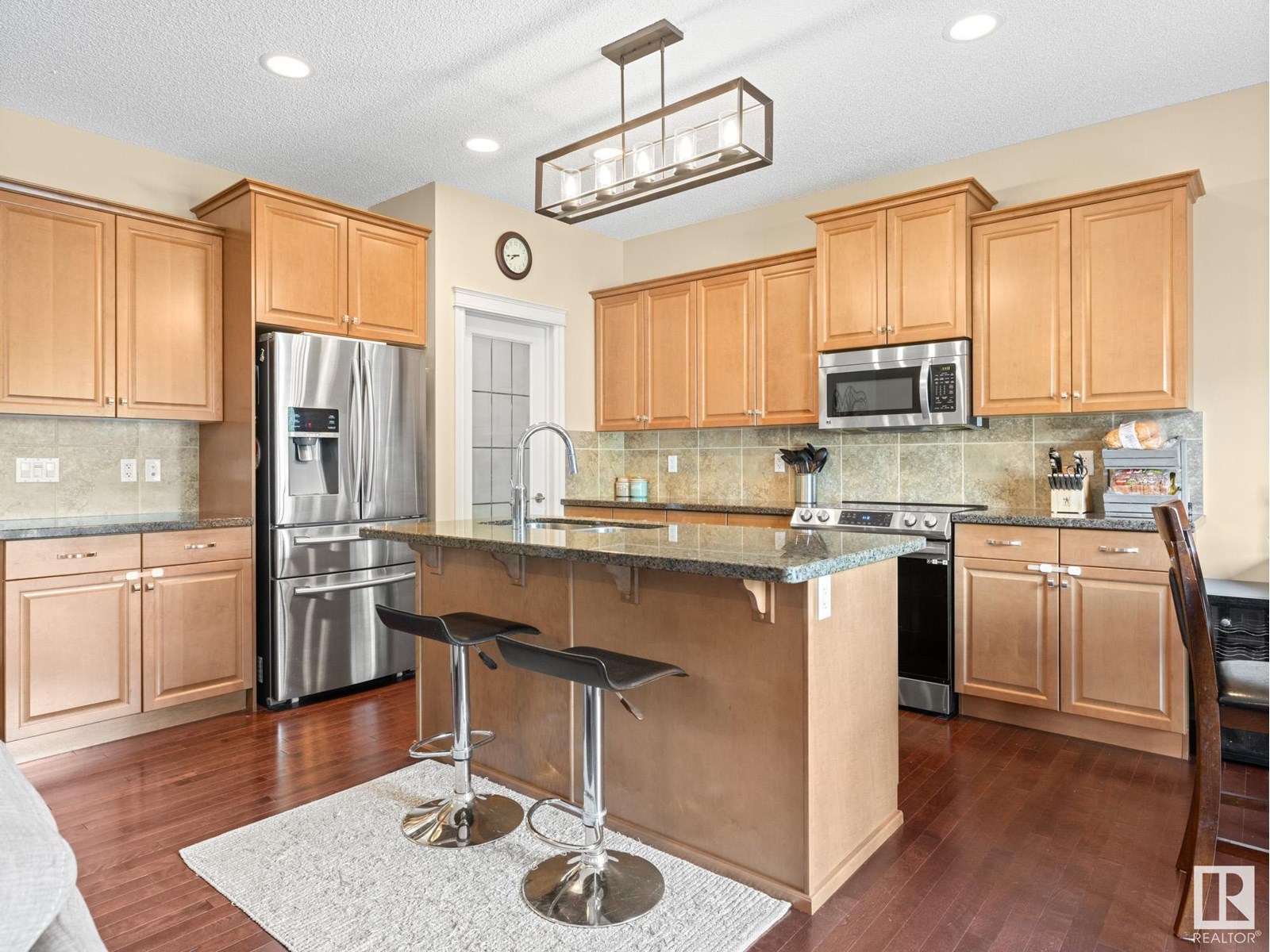 8 Bremner Crescent