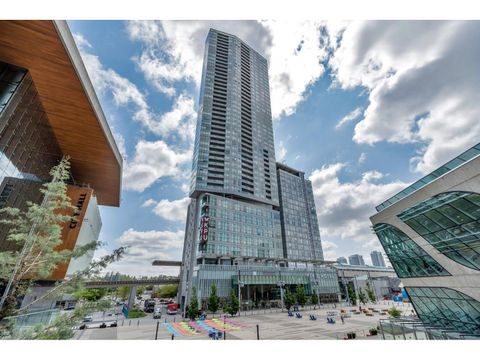 1607 13495 CENTRAL AVENUE Surrey BC V3T0K2