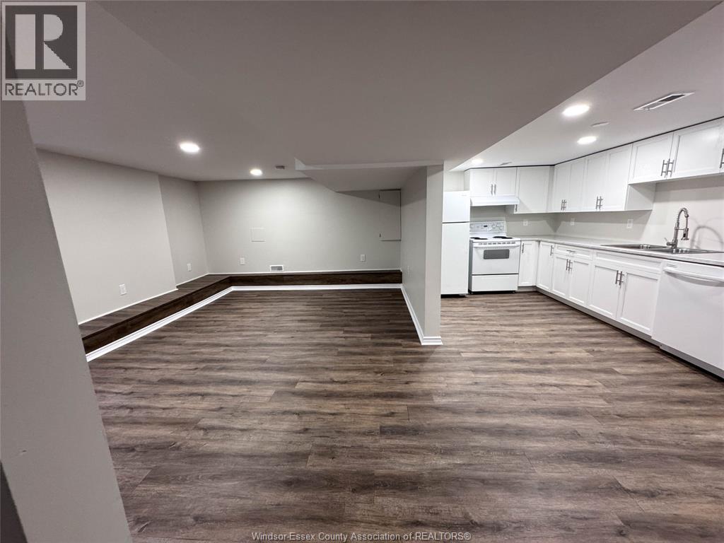 1605 dougall AVENUE Unit# lower