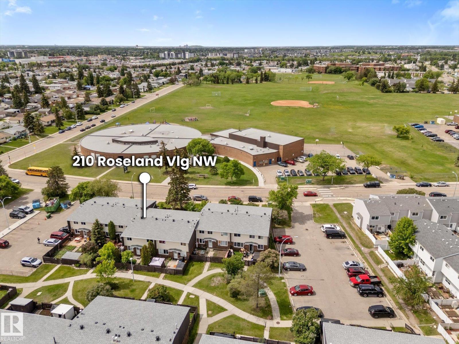 210 ROSELAND VG NW