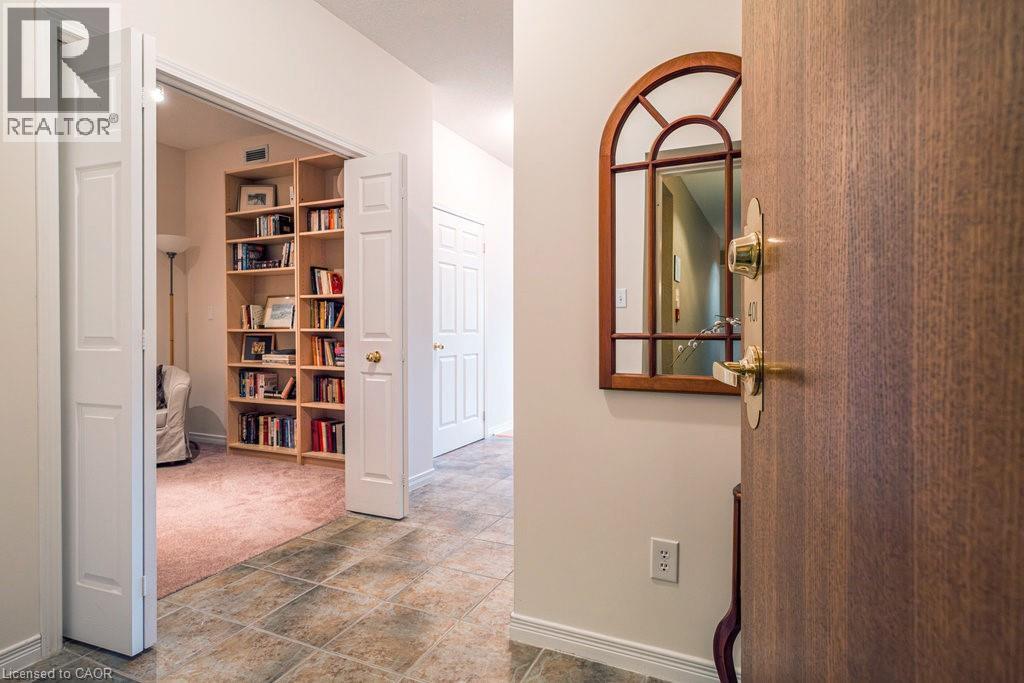 4000 CREEKSIDE Drive Unit# 401