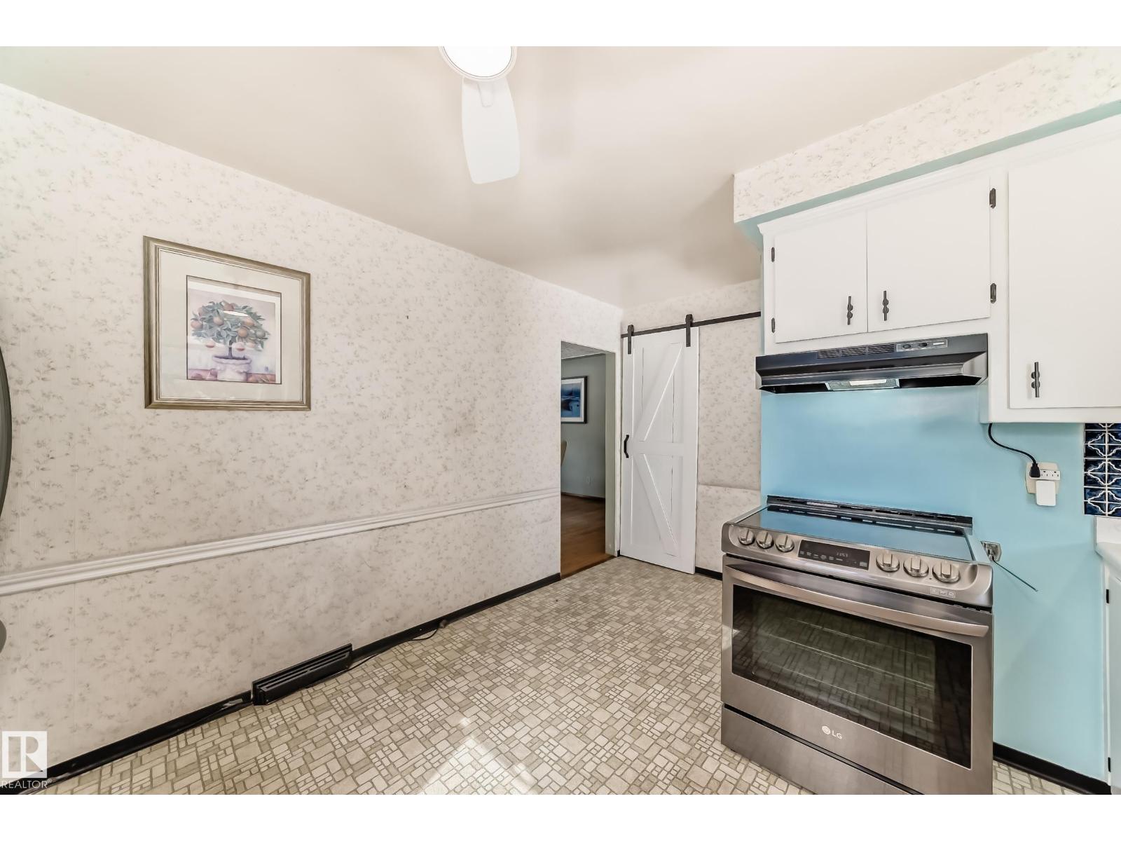 10927 146 ST NW