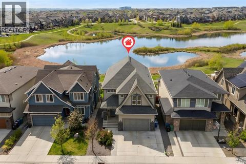 121 Marquis View SE Calgary AB T3M2H4