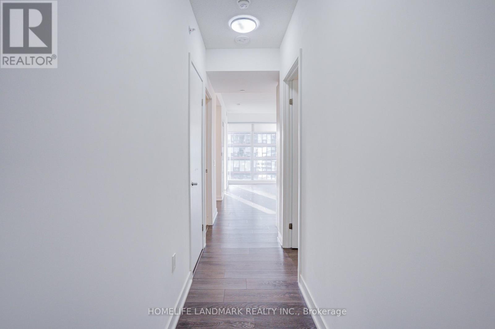 1902 - 125 BLUE JAYS WAY