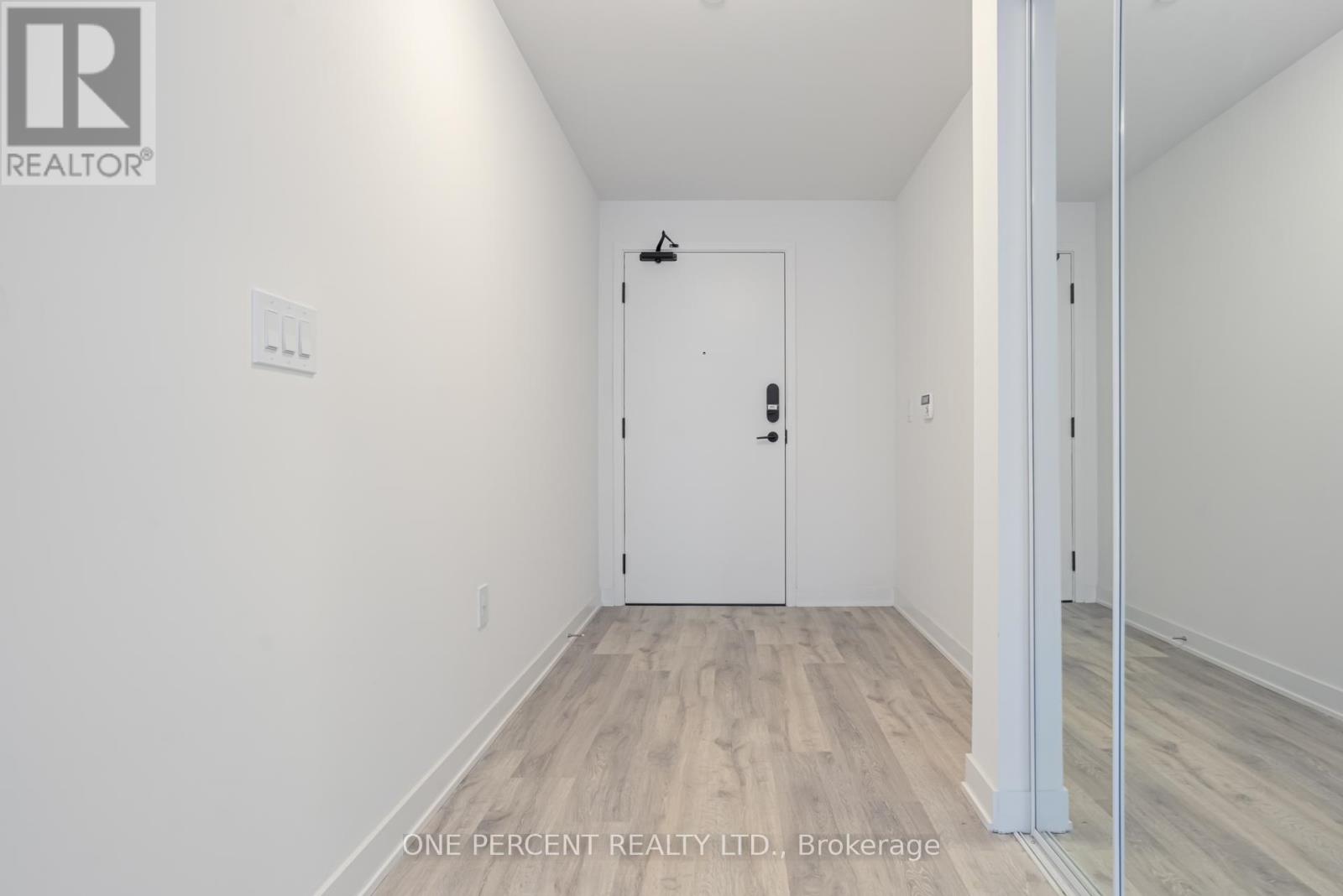843D - 121 LOWER SHERBOURNE STREET
