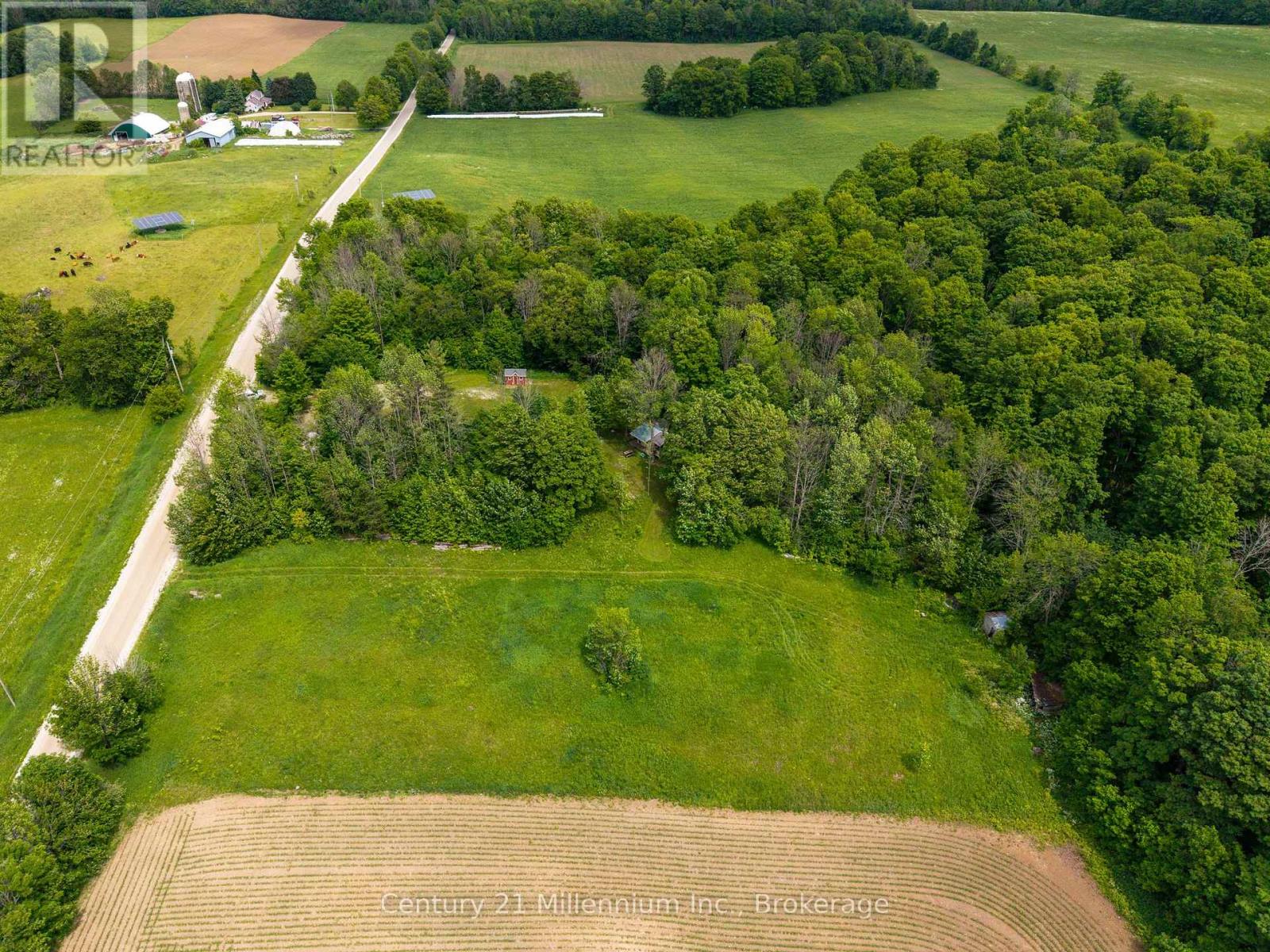 24784 HOLLAND SYDENHAM TOWNLINE