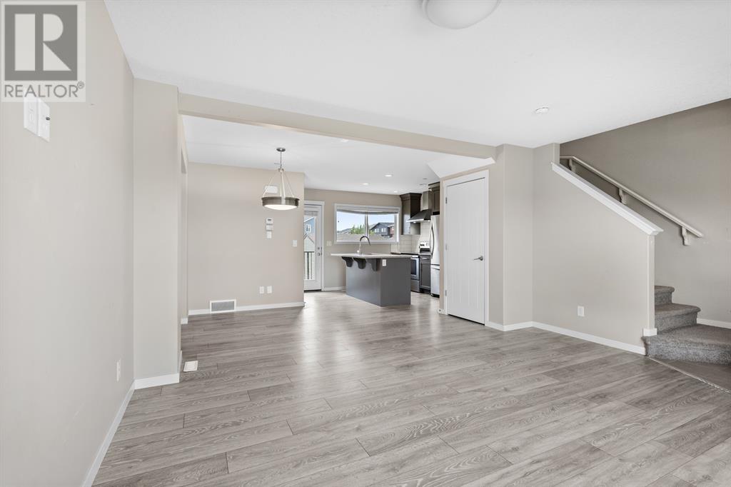 44 Howse Drive NE