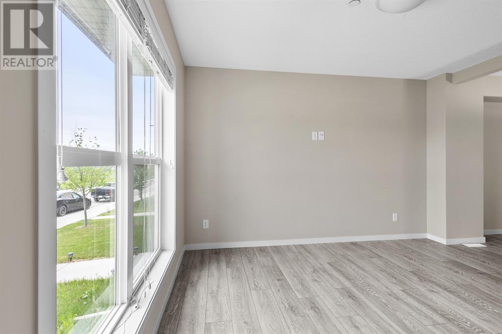 44 Howse Drive NE