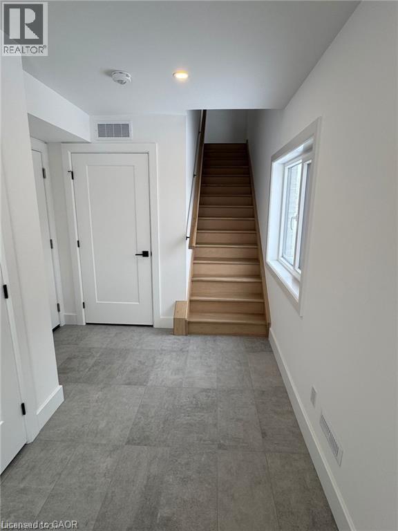 4255 LISMER Lane Unit# 21