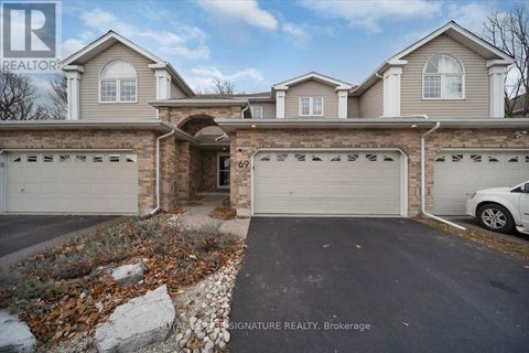 69 CANDLE CRESCENT Kitchener ON N2P2K8