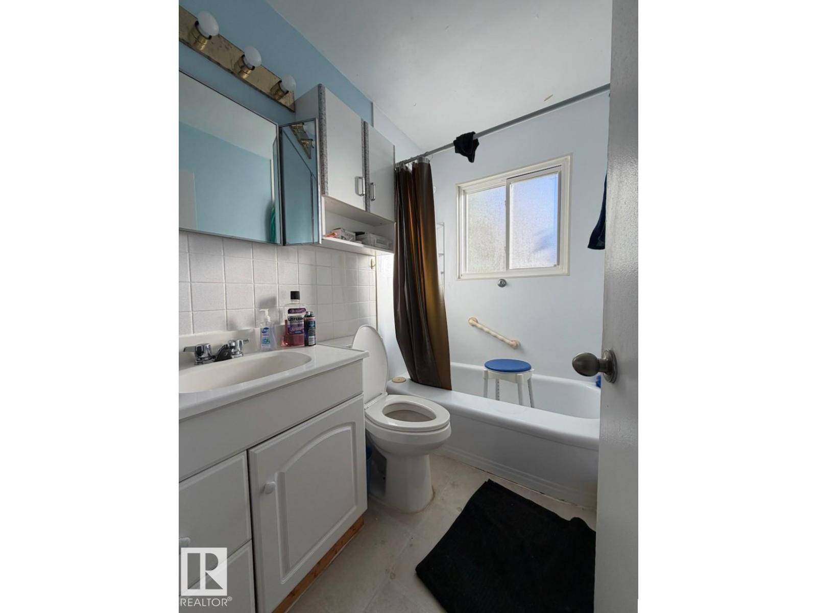 12009 40 ST NW