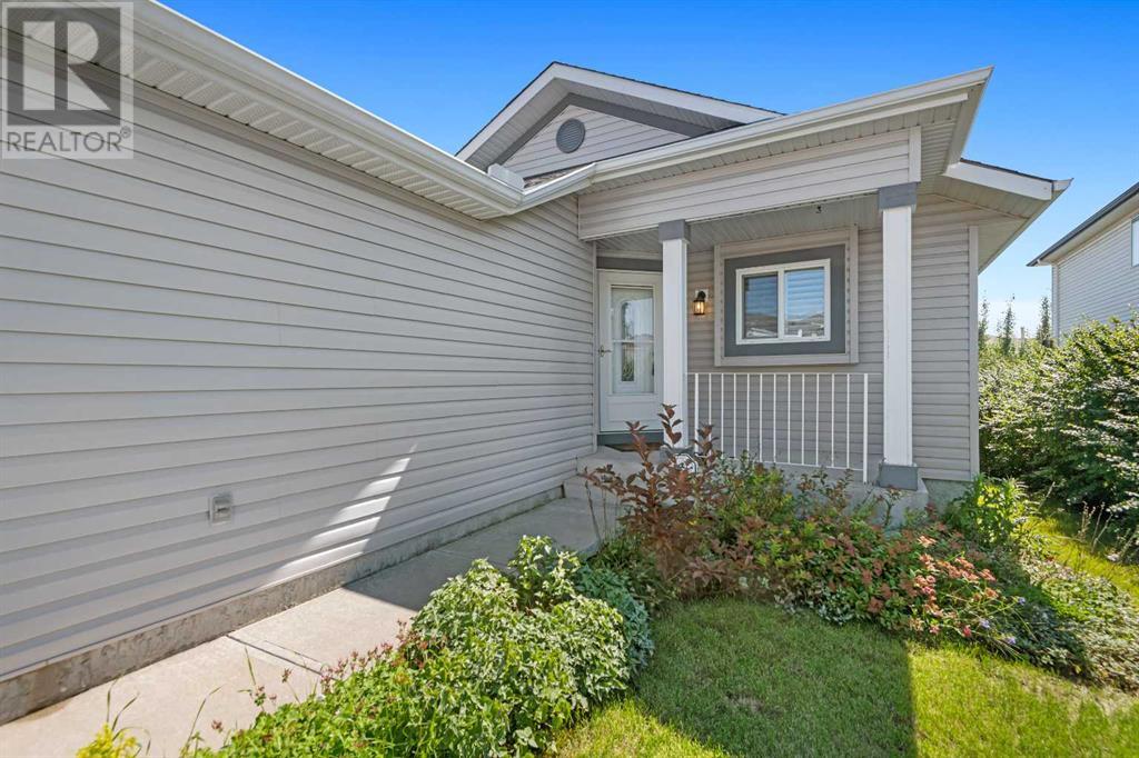 106 Tuscarora Crescent NW