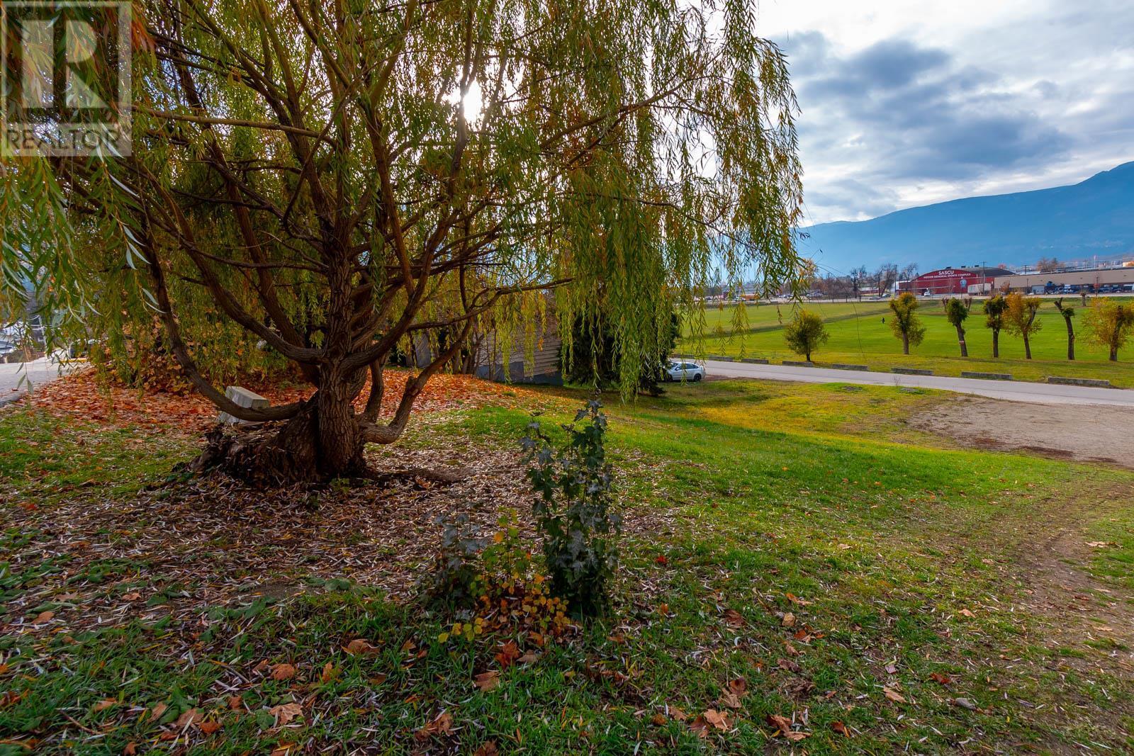 161 Shuswap Street SW