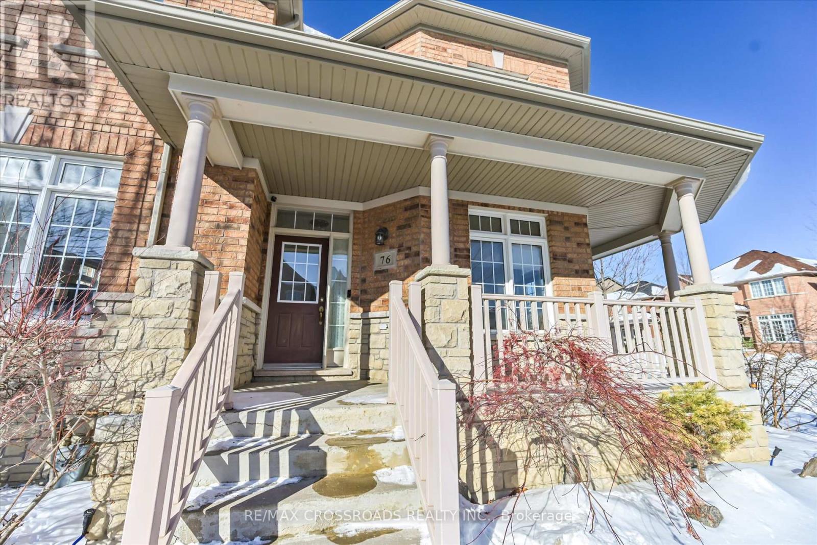 76 SHADY OAKS AVENUE