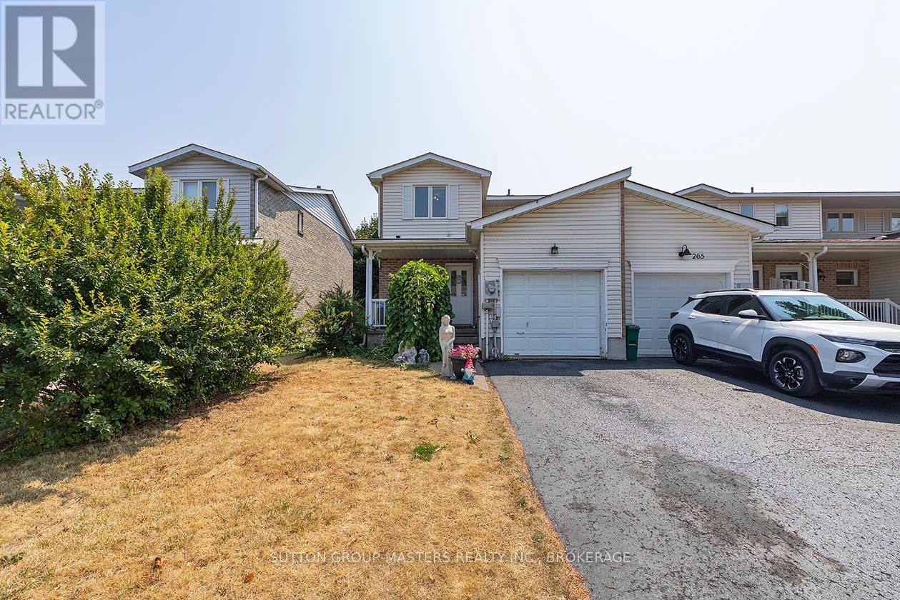 263 VANGUARD COURT