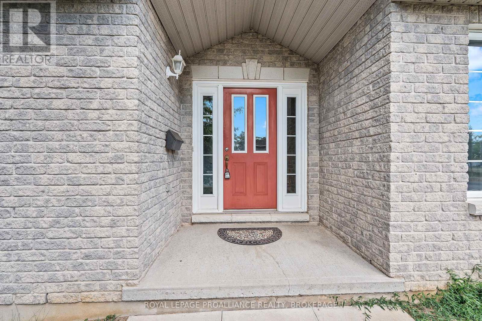 29 ELLESMEER AVENUE