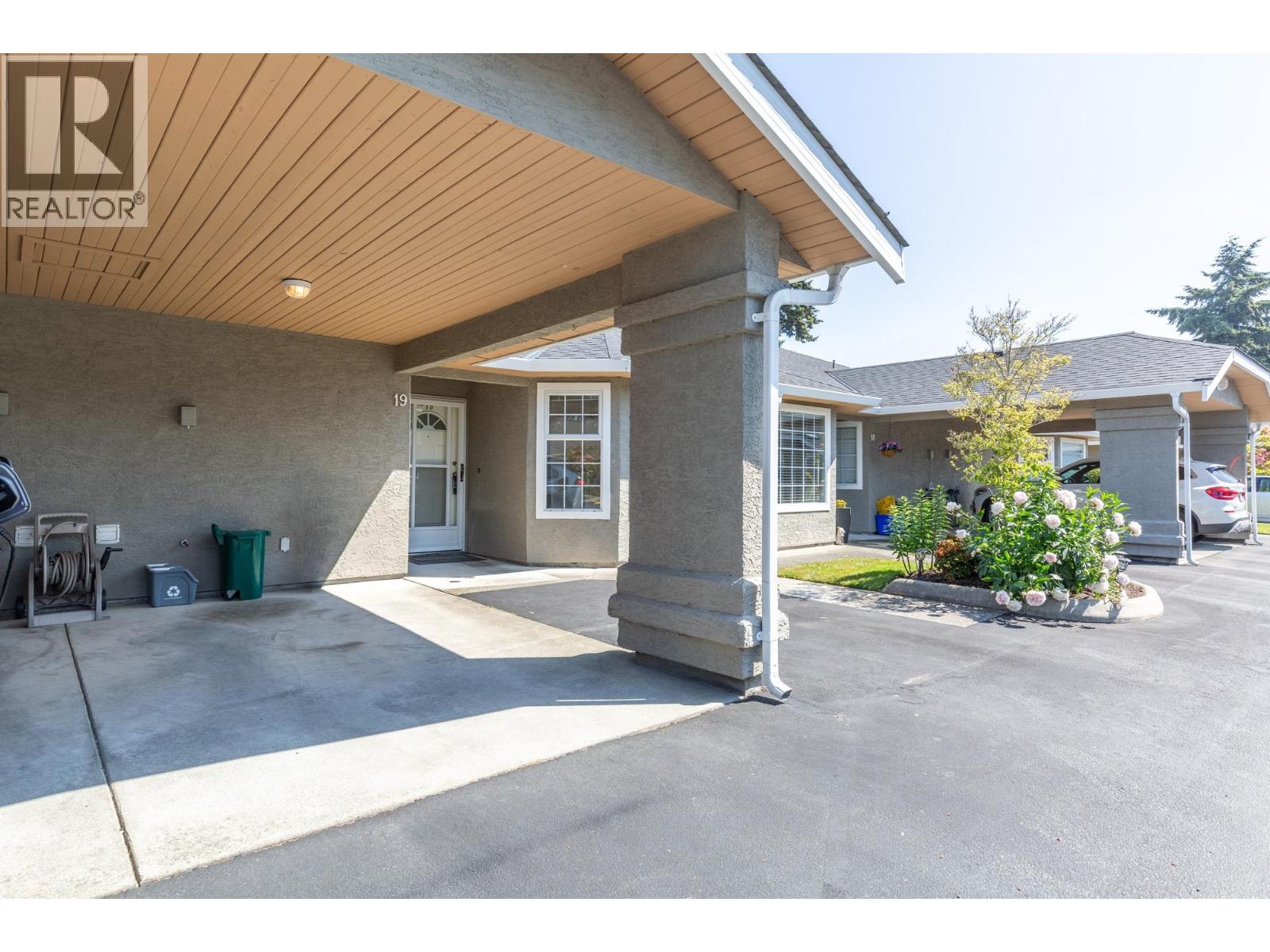 19 12311 CAMBIE ROAD