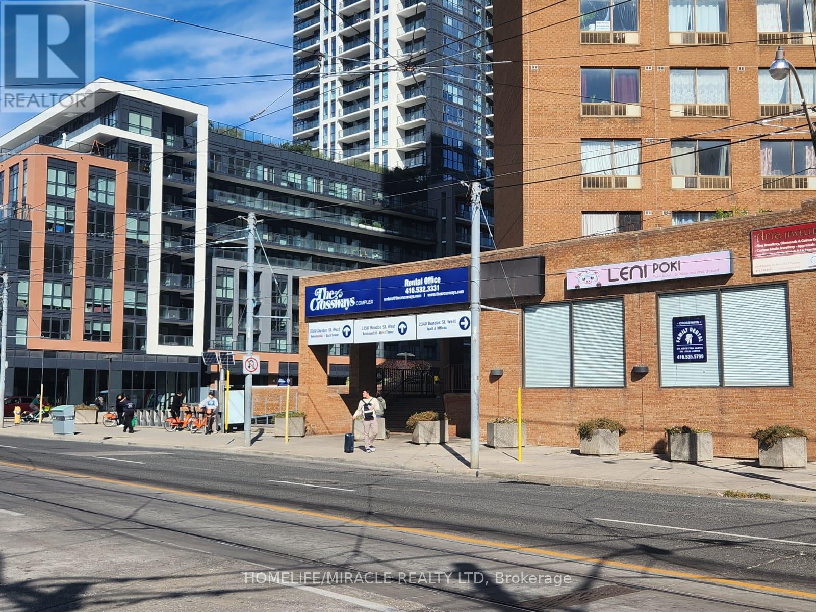 G11 - 2340 DUNDAS STREET W