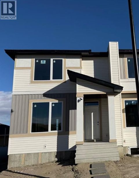 1999 McCaskill Drive Crossfield AB T0M0C1