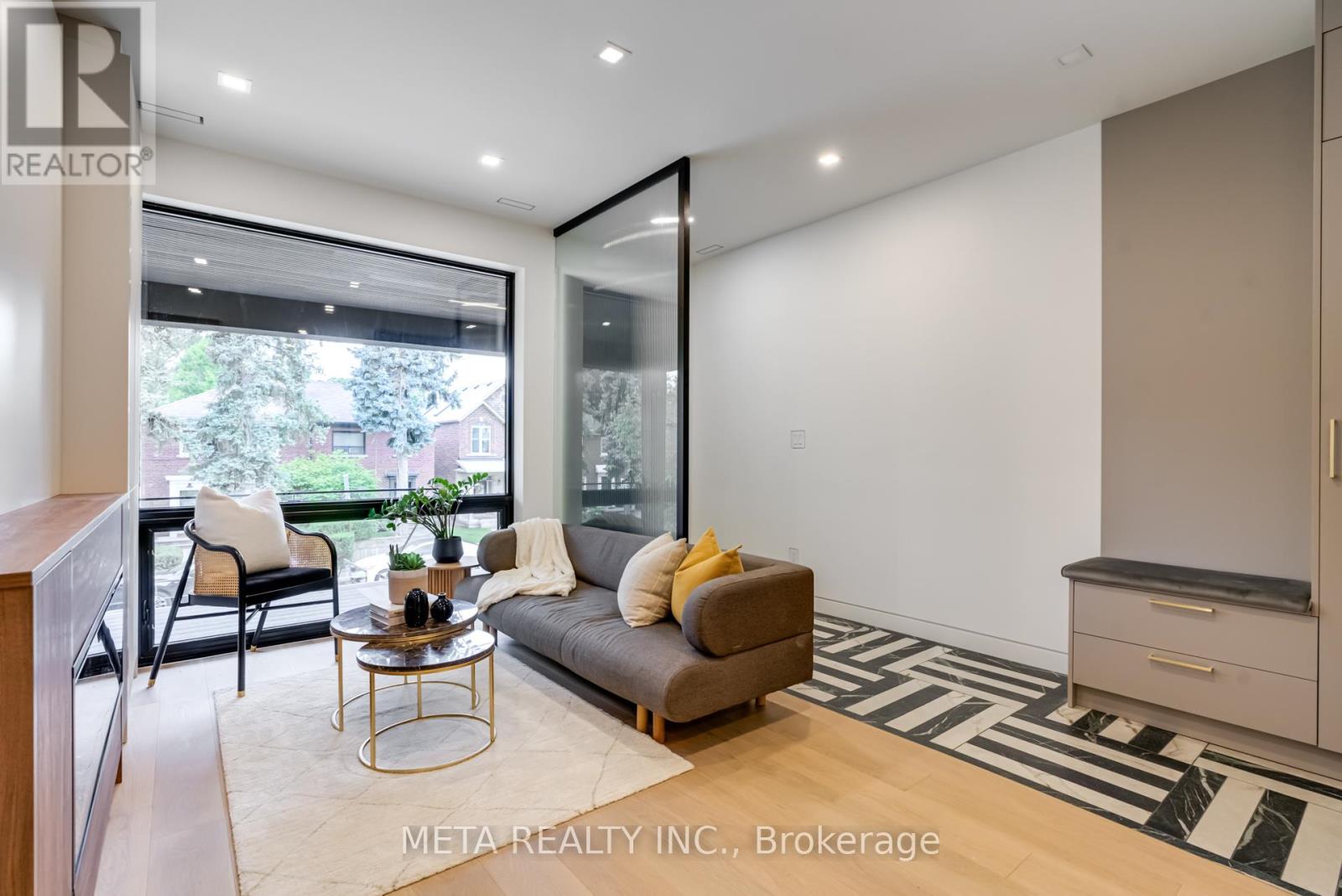 343 INDIAN GROVE