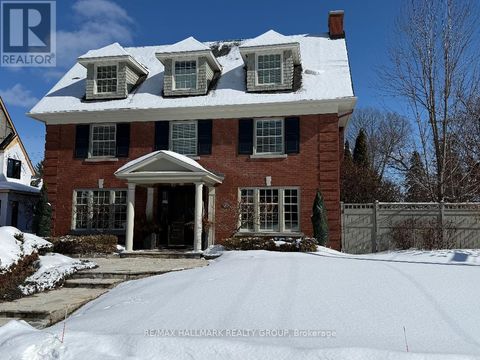 525 PICCADILLY AVENUE Ottawa ON K1Y0H7