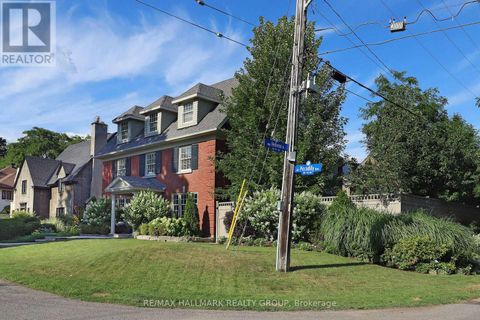525 PICCADILLY AVENUE Ottawa ON K1Y0H7