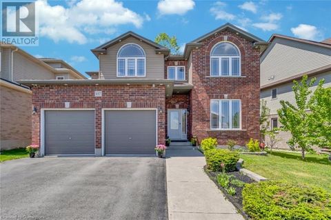 437 ZELLER Drive Kitchener ON N2A4M4
