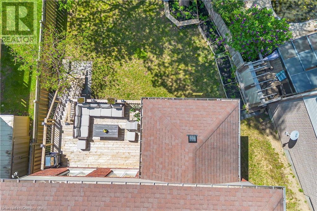 437 ZELLER Drive