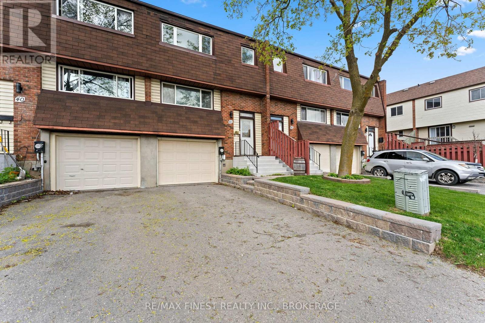 41 MEADOW LANE
