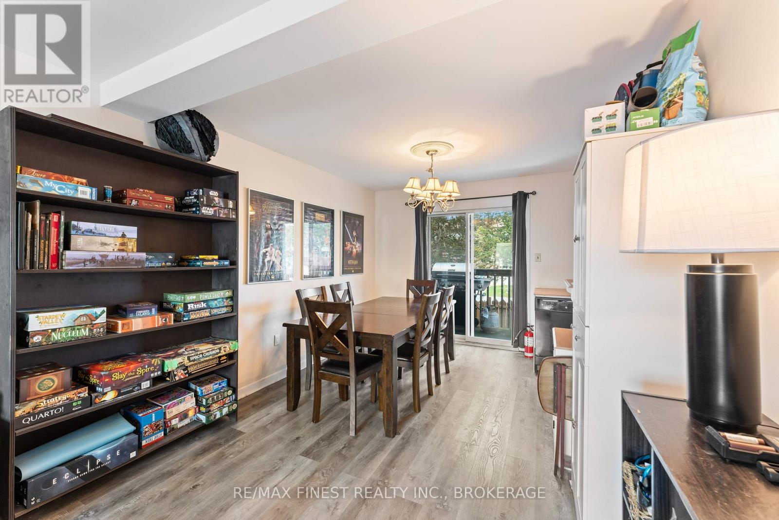 41 MEADOW LANE