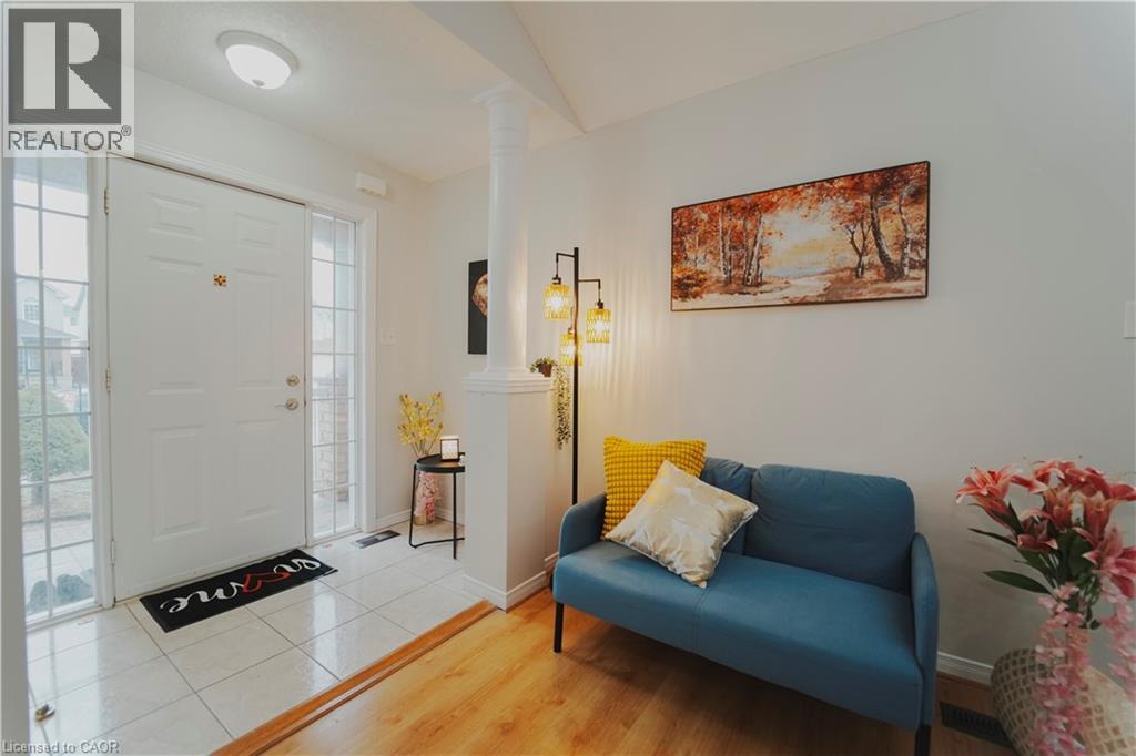 109 GREEN GATE Boulevard