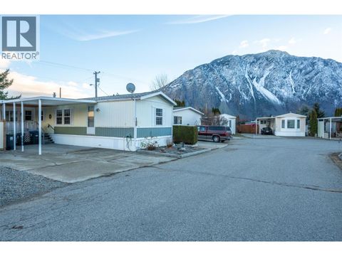 914 BLAKEBOROUGH Avenue Unit# 125 Keremeos BC V0X1N2