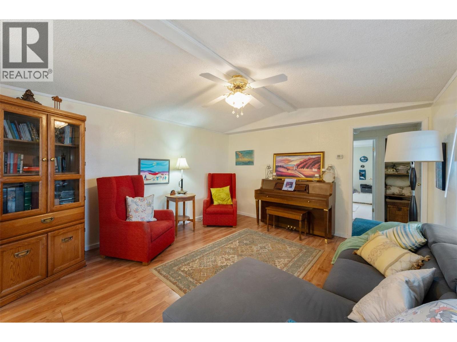 914 BLAKEBOROUGH Avenue Unit# 125