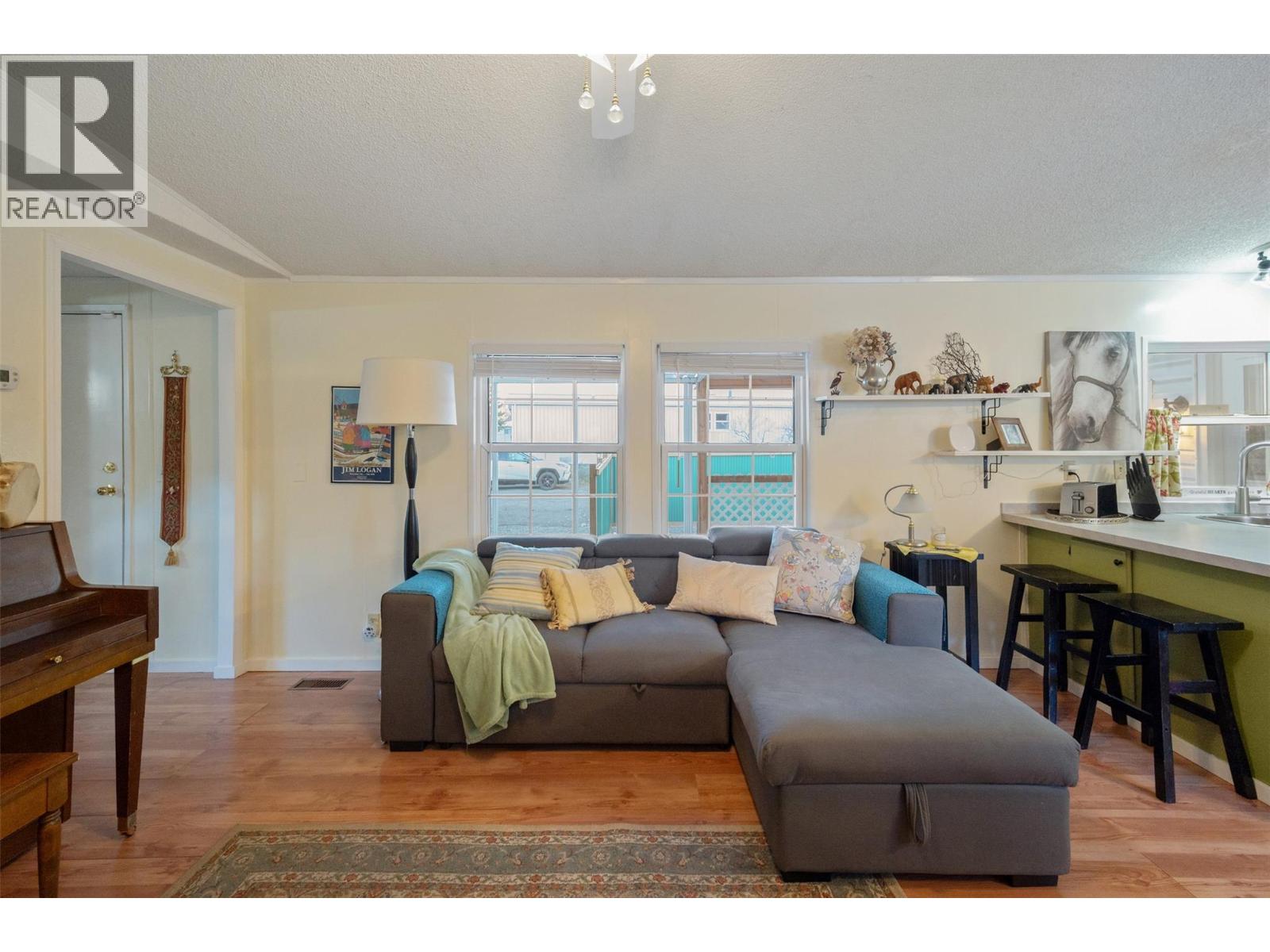 914 BLAKEBOROUGH Avenue Unit# 125