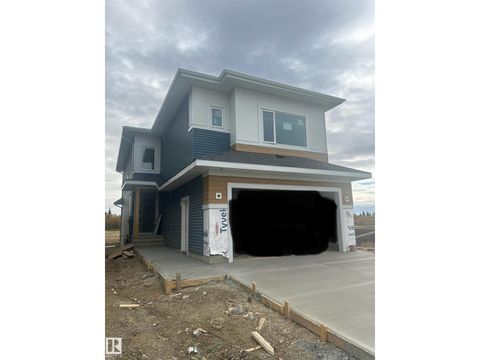 8741 Mayday Lane SW Edmonton AB T6X2L3