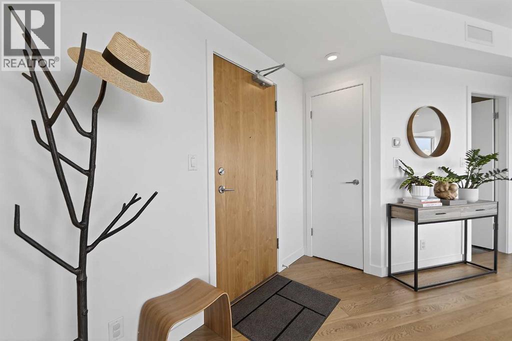 1603, 108 Waterfront Court SW