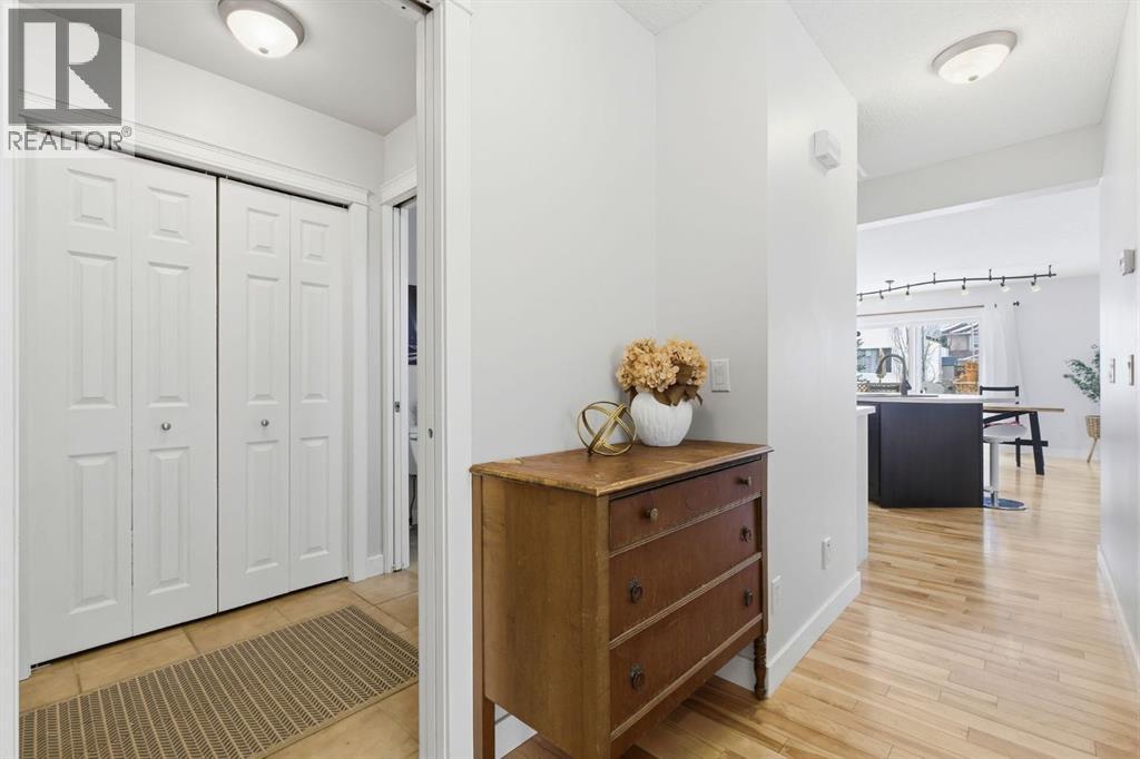 30 Crystalridge Close