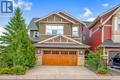 233 Cranarch Common SE Calgary AB T3M1M3